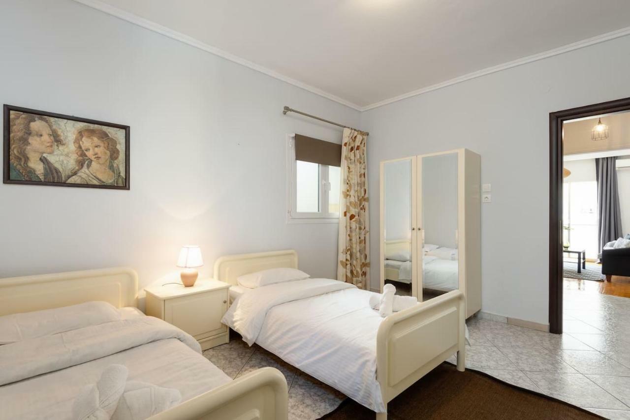 Upscale And Spacious 3Br Home Thessaloniki Exterior photo